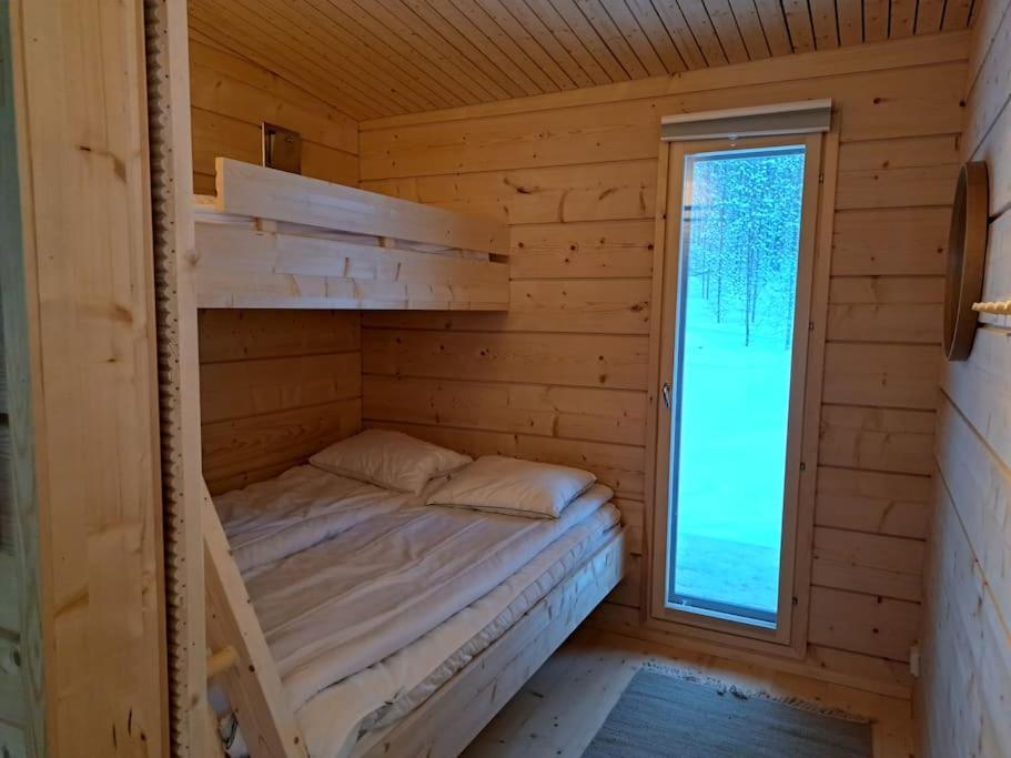 Uusi Hirsimoekki 7 Henkiloelle Villa Inari Luaran gambar