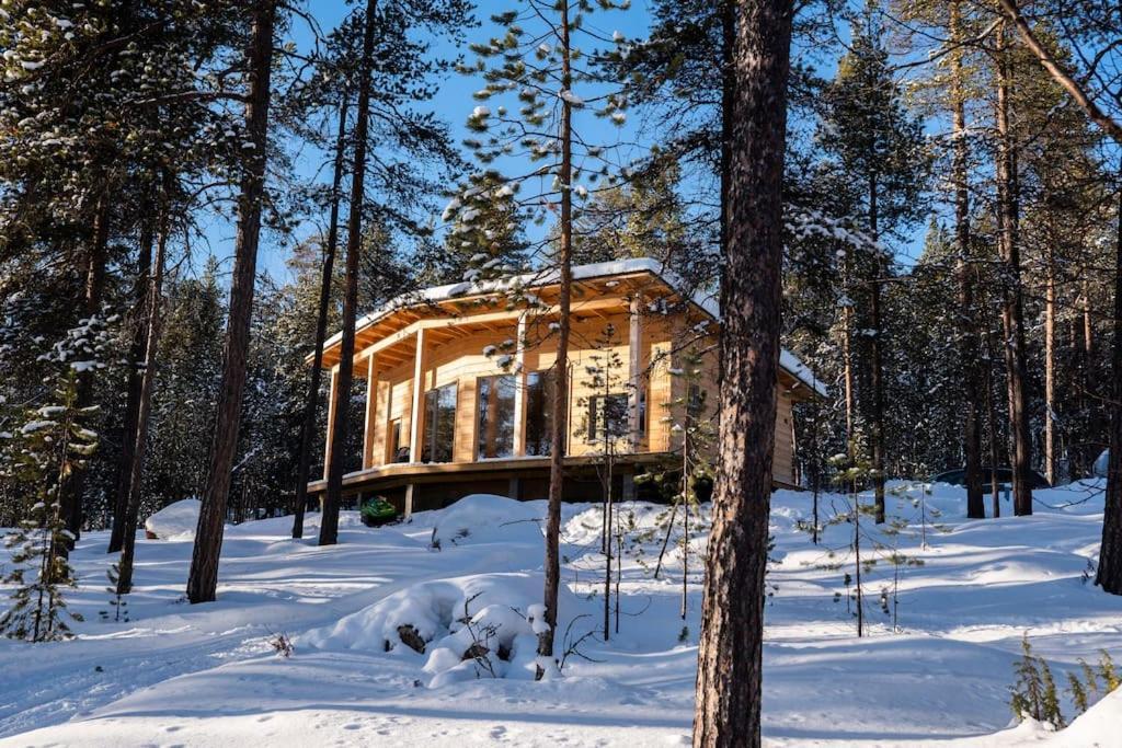 Uusi Hirsimoekki 7 Henkiloelle Villa Inari Luaran gambar